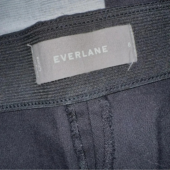 Everlane 6 black side zip ankle length pants - Picture 4 of 5